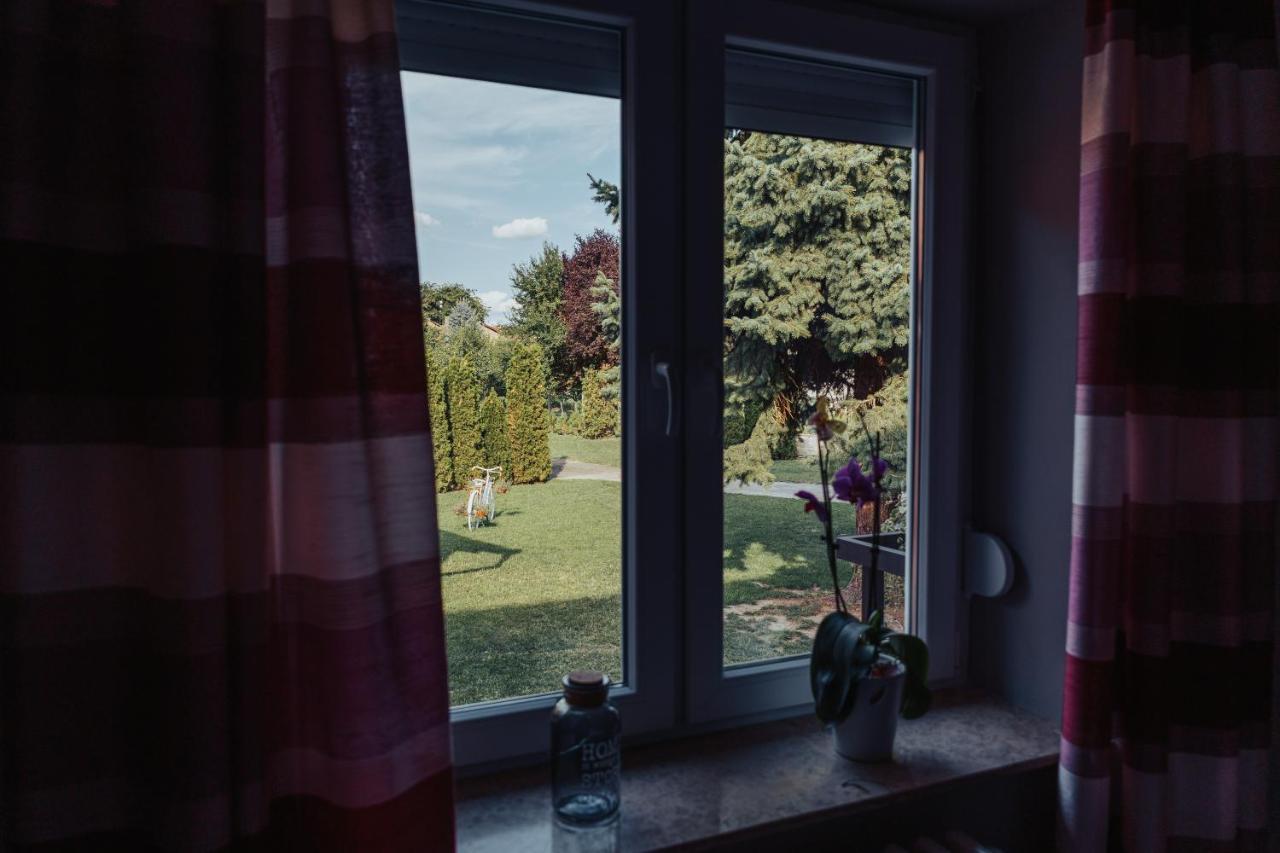 Dumalux Velvet Apartment Subotica Bagian luar foto
