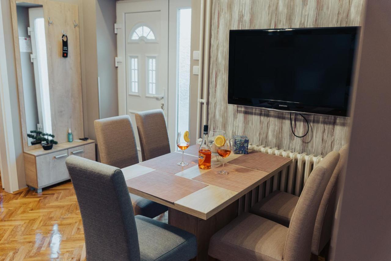 Dumalux Velvet Apartment Subotica Bagian luar foto