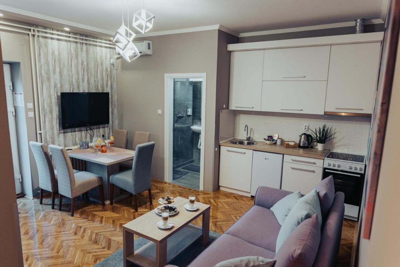 Dumalux Velvet Apartment Subotica Bagian luar foto