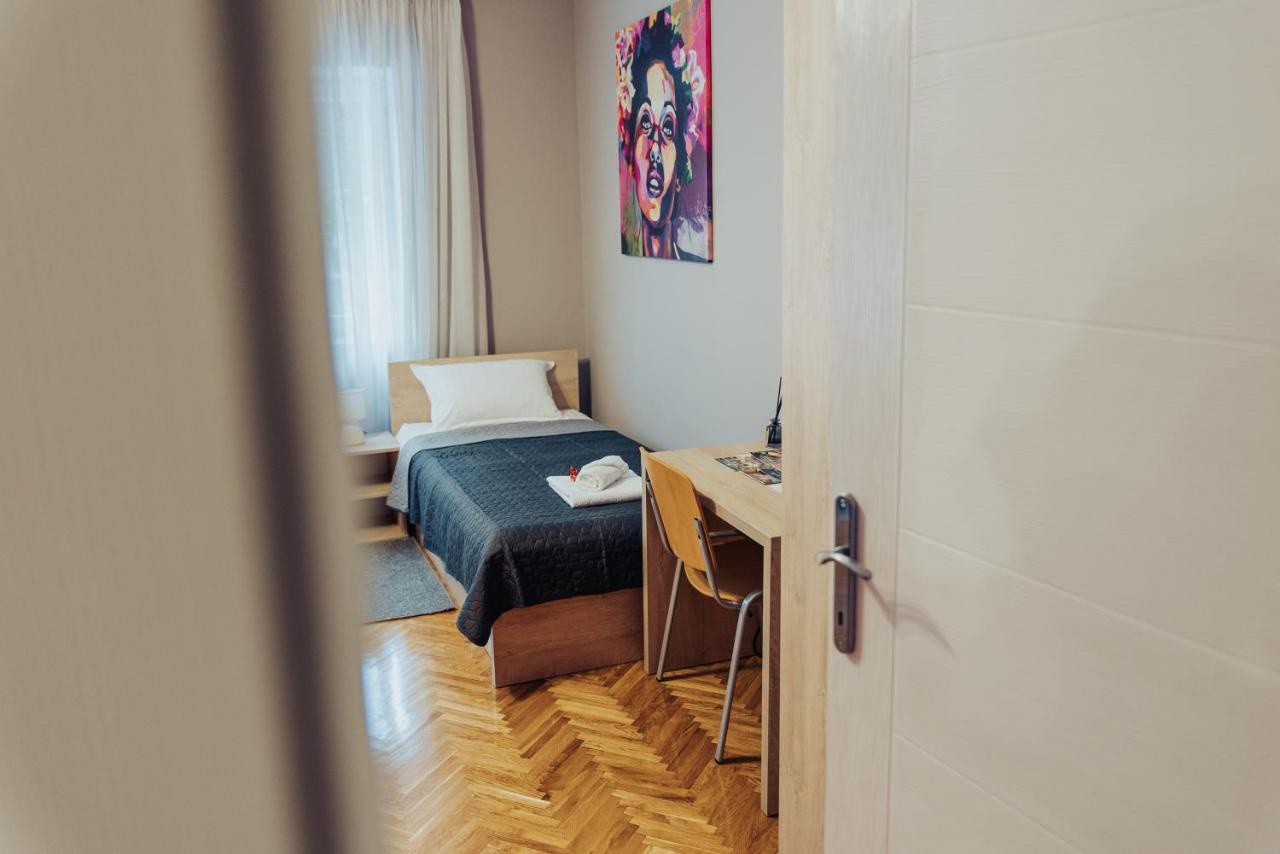 Dumalux Velvet Apartment Subotica Bagian luar foto