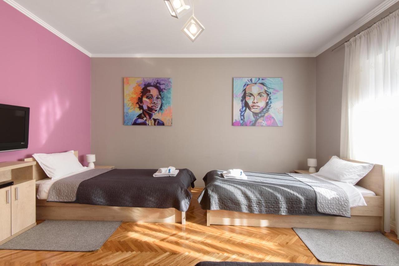 Dumalux Velvet Apartment Subotica Bagian luar foto